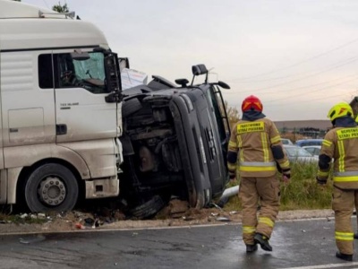 Pięć tysięcy złotych mandatu dla kierowcy ciężarówki, który spowodował poważny wypadek w Pępowie