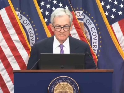 Fed tnie stopy, ale grudniowa obniżka stoi pod znakiem zapytania. Oto, co mówią eksperci