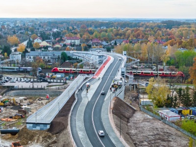 Wiadukt na Chełmżyńskiej otwarty. „Poprawi dojazd do cmentarzy”