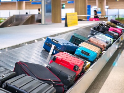 Polacy popełniają ten błąd przed lotem. Twój bagaż może zostać zgubiony lub skradziony