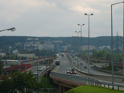 Od piątku łatwiejszy przejazd Estakadą Kwiatkowskiego. Drogowcy zdejmują część ograniczeń
