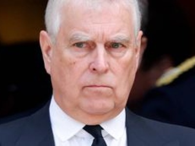 Książę Andrzej POZBAWIONY tytułów przez króla. Konsekwencje są nieubłagane