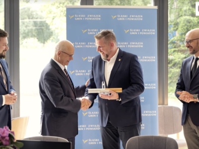 Ważny krok w stronę realnego dialogu samorządu z rządem. Każdy musi z czegoś zrezygnować