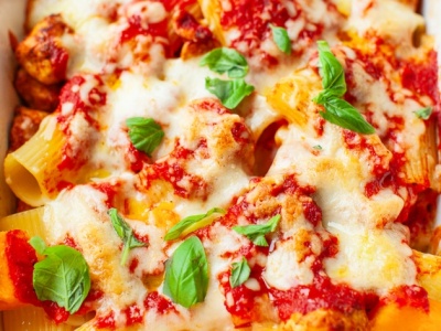 Makaron zapiekany z kurczakiem curry i dynią