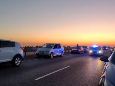 Jaworzniccy kierowcy zdają egzamin z tworzenia korytarza życia