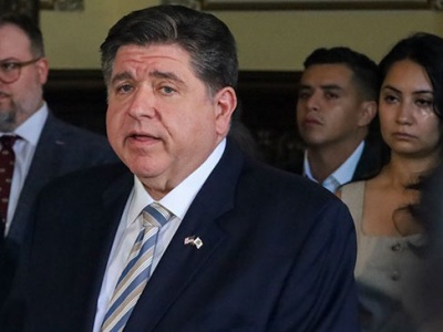 J.B Pritzker do sekretarz DHS: Jeśli faktycznie chcecie ścigać najgorszych z najgorszych współpracujcie z naszymi organami ścigania