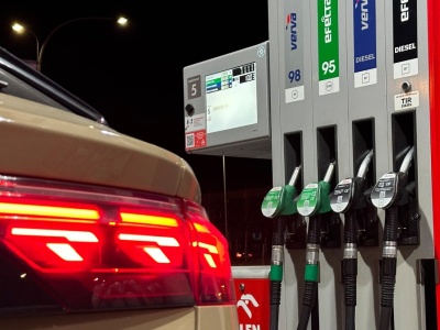 Orlen kusi kierowców rabatami. Taniej nawet 35 groszy za litr
