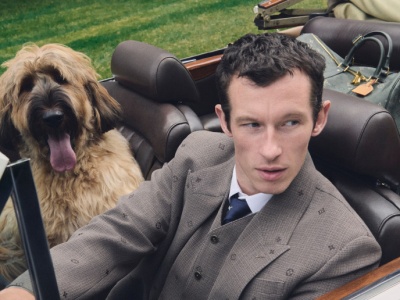 Garnitury? Jakie garnitury. W nowej kampanii Louis Vuitton rządzą merdające ogony i mokre noski