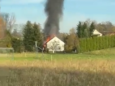 Strażacy z JRG Wadowice, uratowali rodzinę z pożaru w Inwałdzie