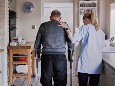 2150 zł co miesiąc. Ustawa o bonie senioralnym jeszcze w tym roku