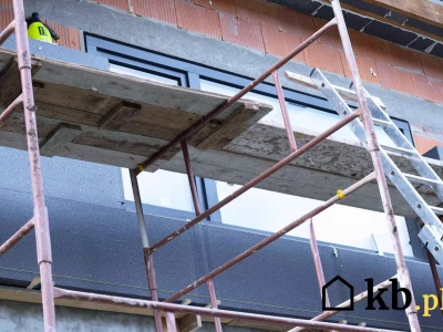 Polacy masowo przepłacają przy ocieplaniu domów. Winny? Ten popularny mit