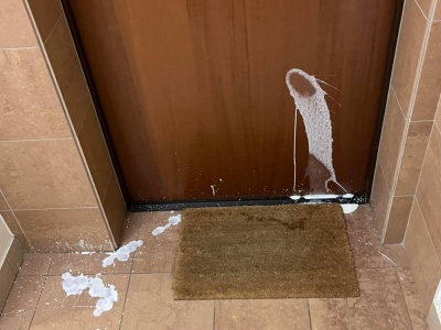 Zrobili jej psikus na Halloween. 