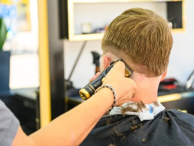 Niemcy łapią się za głowy. Płacą krocie u fryzjera. Ceny biją rekordy