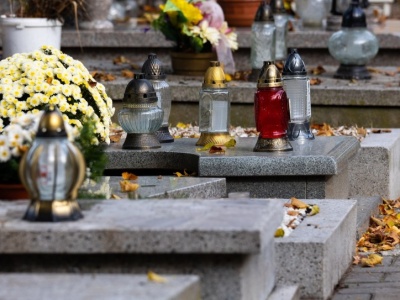 Miej się na baczności, gdy ujrzysz to na cmentarzu 1 listopada. Zwiastuje pecha