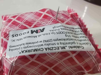 Ostrzeżenie! Cukierki z igłami rozdawane dzieciom na Zatorzu?