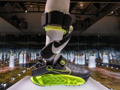 „Rower elektryczny dla stóp”; Nike przygotowuje buty z napędem, które pomogą Ci biegać dłużej