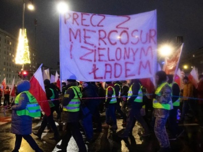 Polski rolnik kułakiem. Tuska pokrętne narracje w sprawie umowy Mercosur