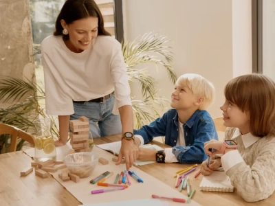 Strefy bezpieczeństwa i SOS: Niezbędne funkcje, które oferują smartwatche dziecięce Garett.