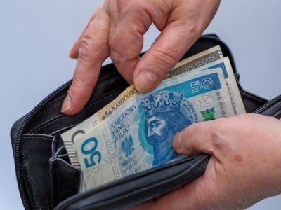 Podwyżka płacy minimalnej w 2026 roku. Więcej w portfelach pracowników, więcej problemów dla firm