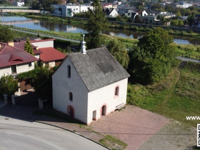 Zabytkowa Kaplica Ligęzków w Sulejowie. Po remoncie powróci do dawnej funkcji?