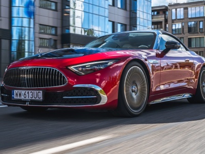 Mercedes-Maybach SL 680 to najdroższy model. Sama maska kosztuje 37 tys. zł