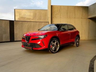 Alfa Romeo Junior zadebiutowała w RPA, gdzie włoski design spotyka się z elektryfikacją