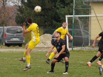 Niedosyt trenera. Beniaminek urwał punkty Huraganowi Inwałd