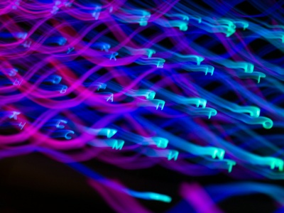 Oscylacje kwantowe w izolatorze. W końcu wiemy, skąd pochodzą