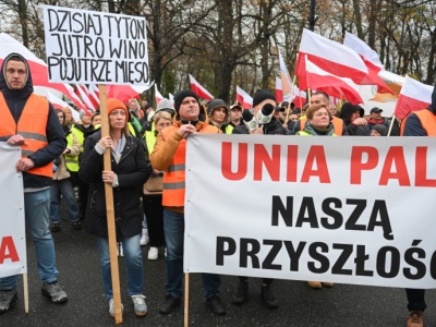 Rolnicy blokują stolicę? Protest branży tytoniowej w Warszawie