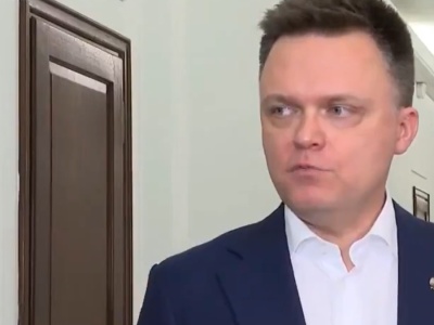 Marszałek Sejmu Szymon Hołownia unika przesłuchana w sprawie „zamachu stanu”. Nie zjawił się na przesłuchaniu