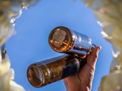 Szklane butelki wyłączone z systemu kaucyjnego? Ważny głos z ministerstwa
