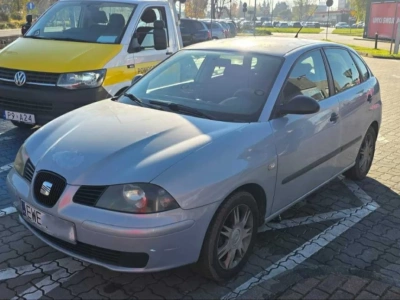 Pracownicy ochrony ujęli pijanego kierowcę na stacji paliw. „Wszędzie butelki po piwie”