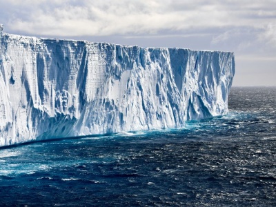 To podmorskie kaniony Antarktydy powodują topnienie lodowców