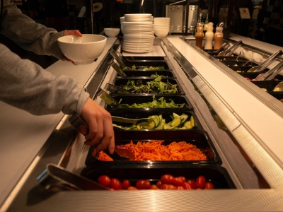 Marnowanie żywności w UE. Jak Polska wypada na tle innych państw Unii?