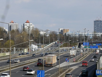 Chińskie auta szturmem zdobywają Polskę. Wkrótce pęknie symboliczna bariera