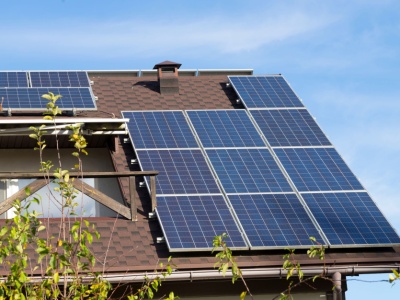 Trudna sytuacja na rynku OZE. Polska spółka ze spadkami przychodów