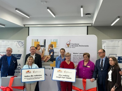 Kliniczny Szpital Wojewódzki w Rzeszowie z nowymi łóżkami dla rodziców leczonych dzieci