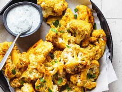 Gdy piekę kalafiora w marynacie, nikt nawet nie pyta o kotlety. Taki jest pyszny