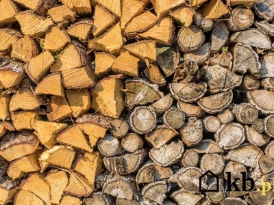 Twoje drewno nie grzeje jak dawniej? Winny może być ten jeden błąd!