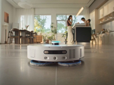 Ten robot myje, szoruje i wymienia własne mopy. Dreame Matrix10 Ultra zmienia zasady gry