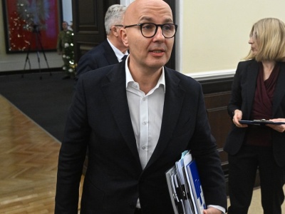 Kulisy odejścia Roberta Kropiwnickiego z rządu. Plotki krążyły od miesięcy