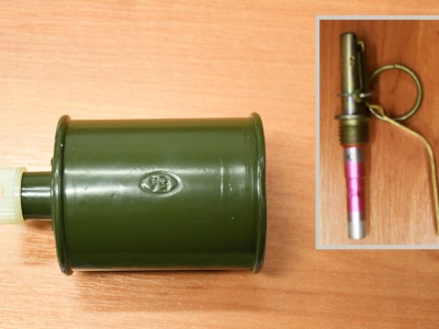 Kobieta z granatem na Komisariacie. Śmiertelne zagrożenie w Nowym Sączu