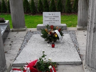 Ile pieniędzy zebrano podczas kwesty 1-listopada na Cmentarzu Komunalnym w Cieszynie?