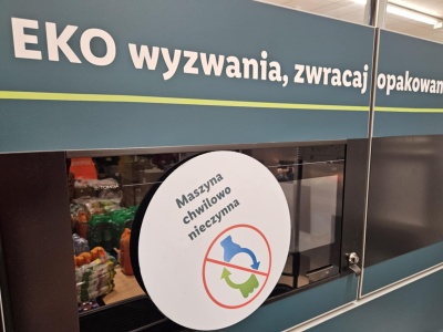 Kolejny popsuty butelkomat w Lidlu. Działał na pół gwizdka przez niecały miesiąc