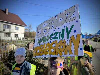 ’Tato, mamo, zwolnij!’. Dzieci z Bistuszowej świecą przykładem