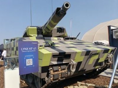 Pancerne marzenia Włochów. Pierwszy kontrakt wykonawczy podpisany