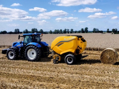 Maszyny rolnicze z dofinansowaniem 2025 – pełna lista ARiMR i warunki naboru. Sprawdź na co uzyskasz pieniądze