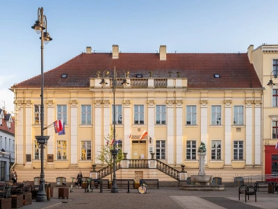 Biblioteka Wojewódzka i Miejska to kawał historii Bydgoszczy. Politycy z Torunia zanim coś zrobią powinni zapytać