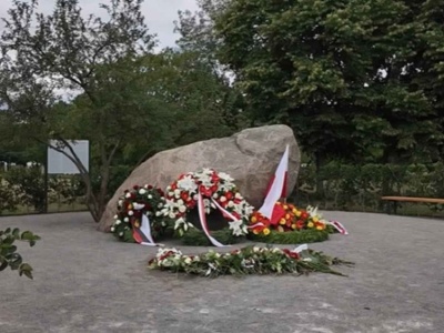 Niemiecki polityk o pomniku polskich ofiar. Po co nowy, ten jest 