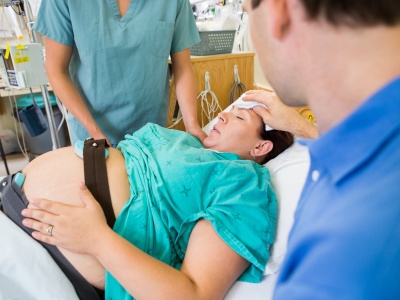 Porody na SOR zamiast na porodówce? Od 2026 roku będą obowiązywać nowe zasady w szpitalach